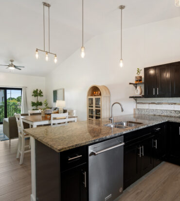 PORTOFINO GARDENS | TURNKEY 2-BED