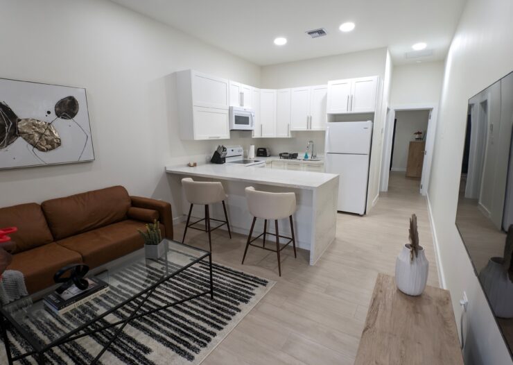 GATEWAY WEST 9, GEORGE TOWN CONDO