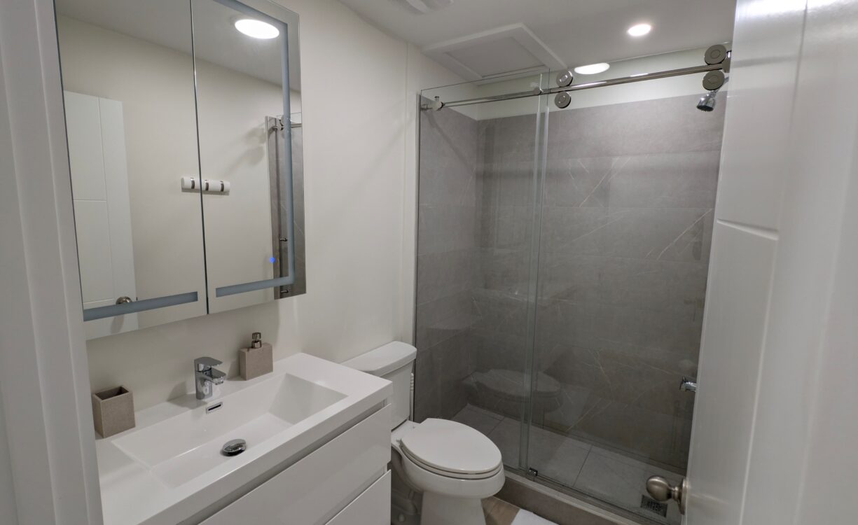 GATEWAY WEST 9, GEORGE TOWN CONDO