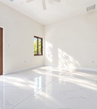NORTH PALM HEIGHTS - END UNIT #7