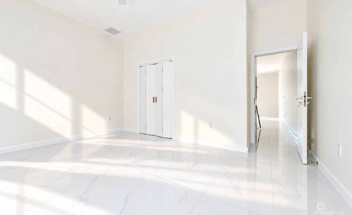 NORTH PALM HEIGHTS - END UNIT #7