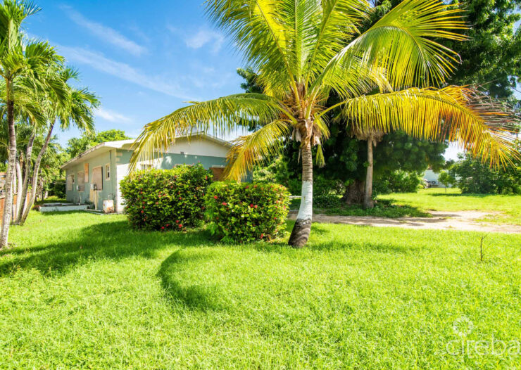 PRIME WEST BAY DEVELOPMENT OPPORTUNITY | 0.84 ACRES