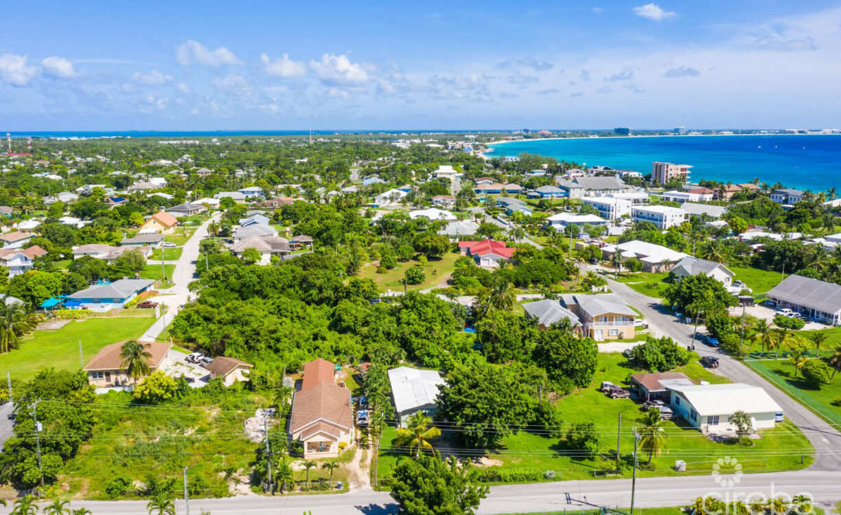 PRIME WEST BAY DEVELOPMENT OPPORTUNITY | 0.84 ACRES