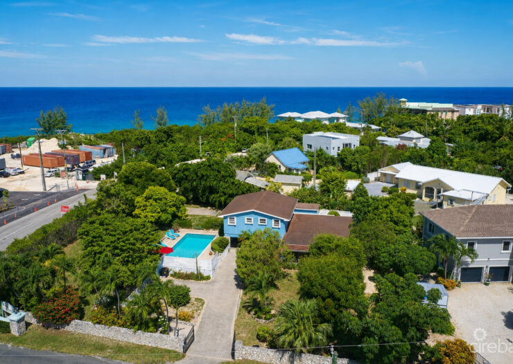 3 BR POOL HOME IN CORAL GABLES ON .47 ACRES