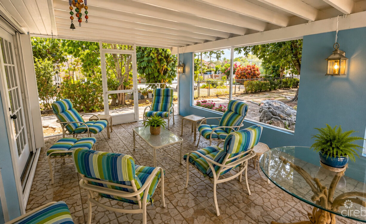 3 BR POOL HOME IN CORAL GABLES ON .47 ACRES