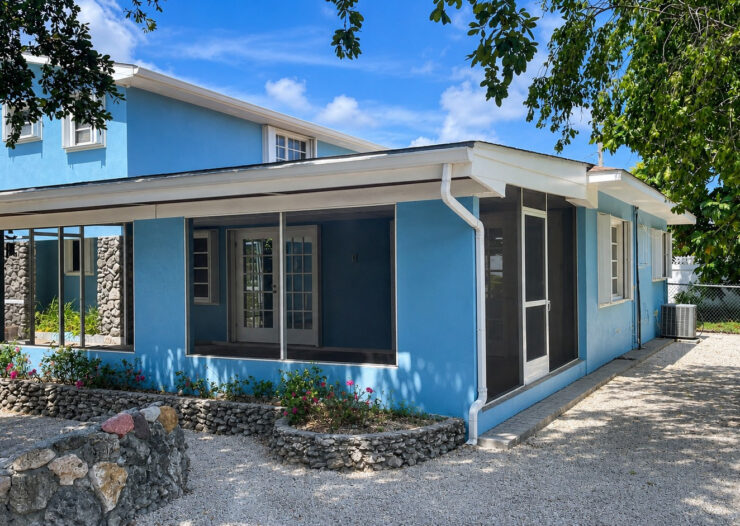 3 BR POOL HOME IN CORAL GABLES ON .47 ACRES