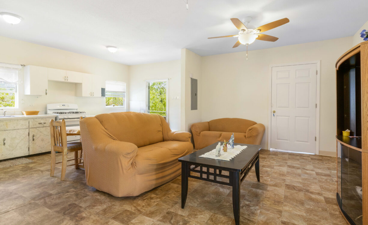 EAST END STAND ALONE HOME JOHN MCLEAN DR