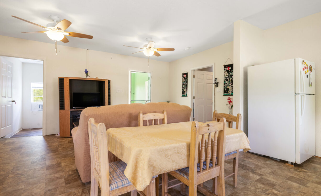 EAST END STAND ALONE HOME JOHN MCLEAN DR
