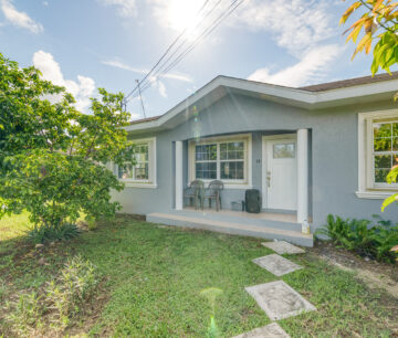 3 BEDROOM HOME ON DUPLEX LOT W/APPROVED PLANS FOR AN ADDITIONAL 4-BEDROOM HOME