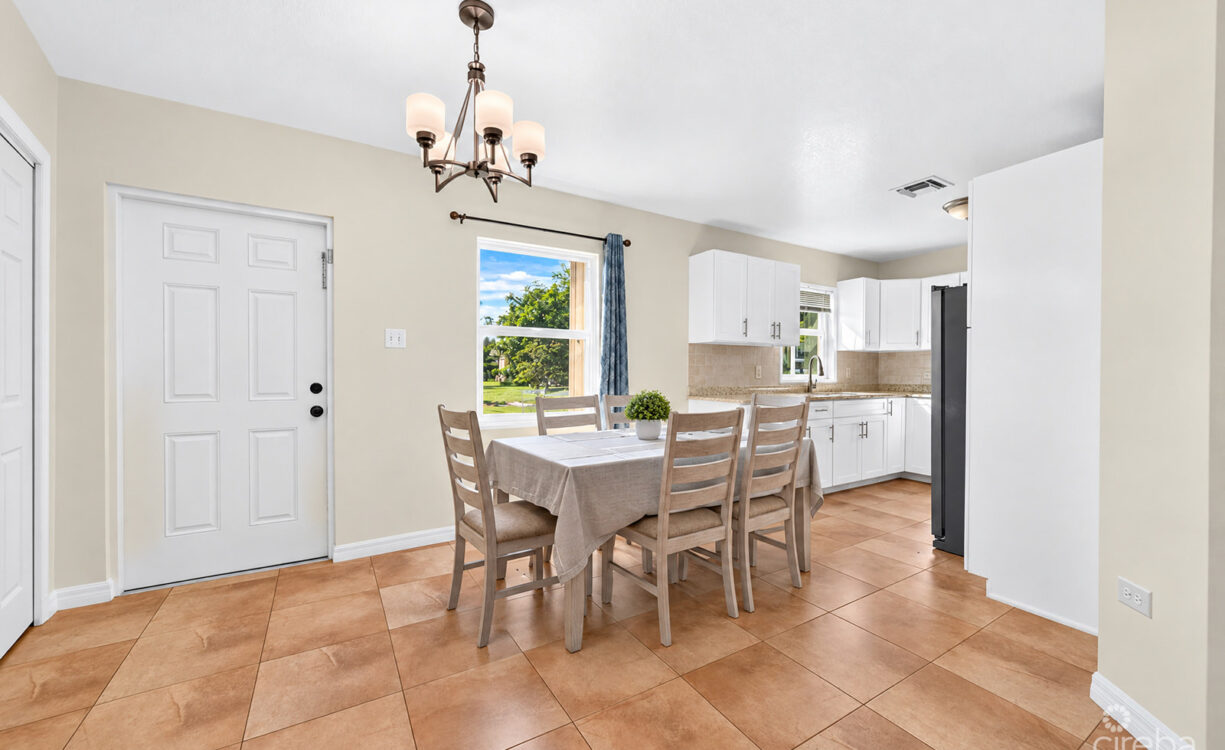 3 BEDROOM HOME ON DUPLEX LOT W/APPROVED PLANS FOR AN ADDITIONAL 4-BEDROOM HOME