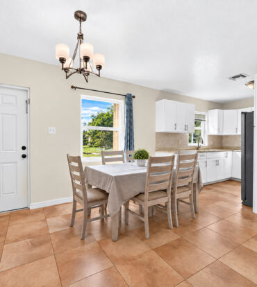 3 BEDROOM HOME ON DUPLEX LOT W/APPROVED PLANS FOR AN ADDITIONAL 4-BEDROOM HOME