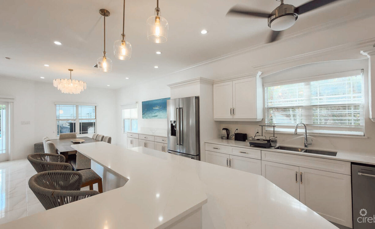 SHORECREST CIRCLE 4 BEDROOM FAMILY HOME