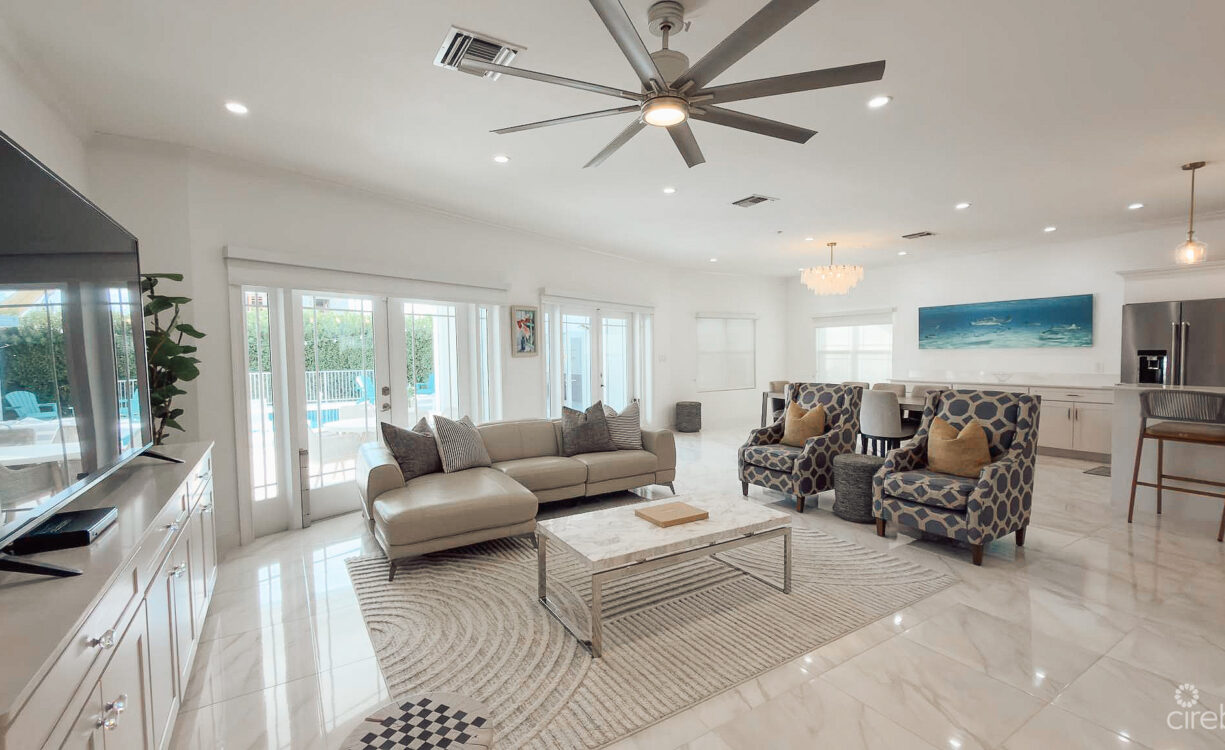 SHORECREST CIRCLE 4 BEDROOM FAMILY HOME