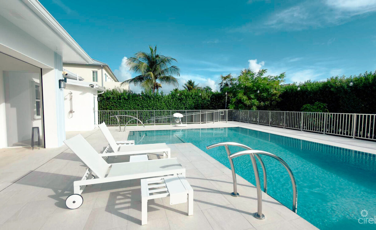 SHORECREST CIRCLE 4 BEDROOM FAMILY HOME