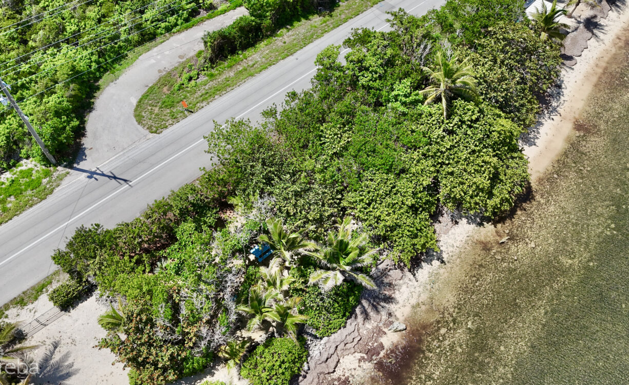 LARGE BEACHFRONT LOT - RUM POINT DRIVE - PERFECT ESTATE PARCEL
