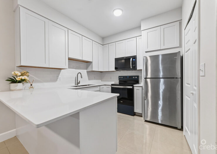 COMPLETE RENOVATED LANTERN POINT 2 BED/2 BATH