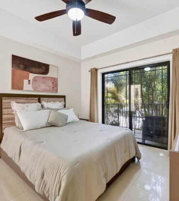 COMPLETE RENOVATED LANTERN POINT 2 BED/2 BATH