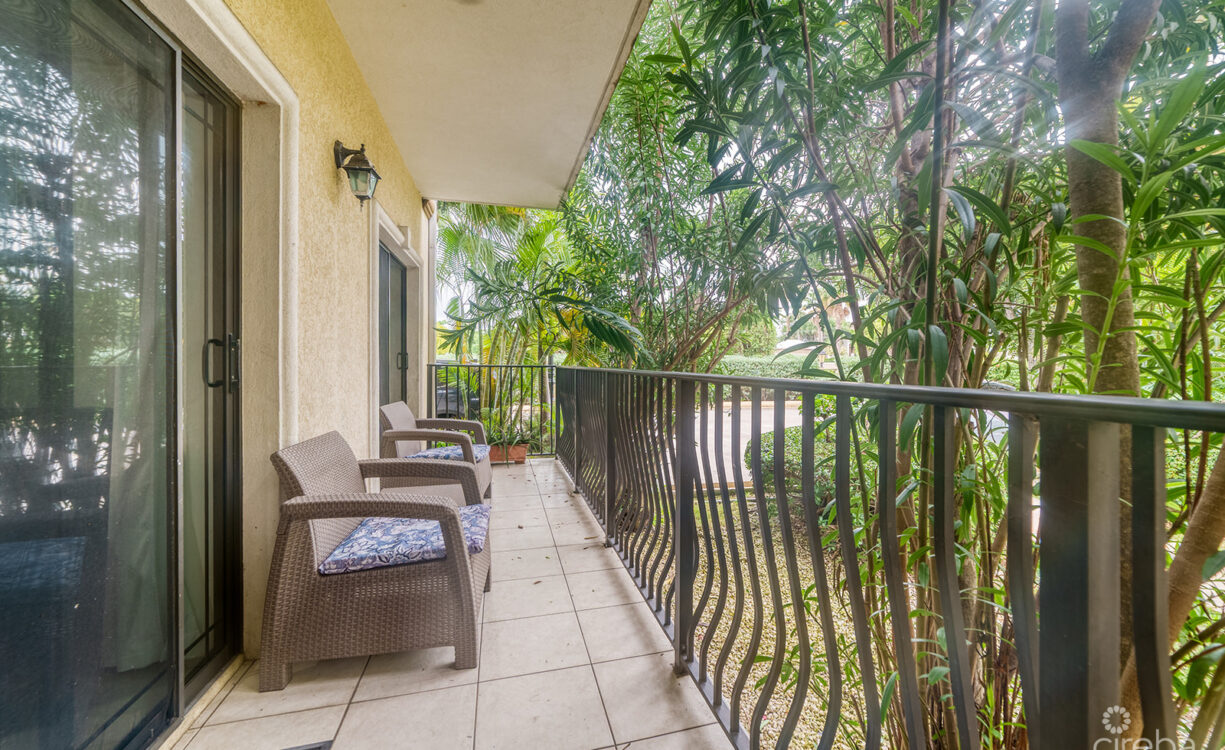 COMPLETE RENOVATED LANTERN POINT 2 BED/2 BATH
