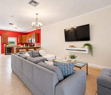 PINEAPPLE WAY 19A, BODDEN TOWN HOME