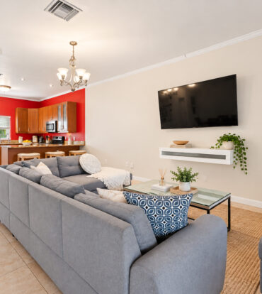 PINEAPPLE WAY 19A, BODDEN TOWN HOME