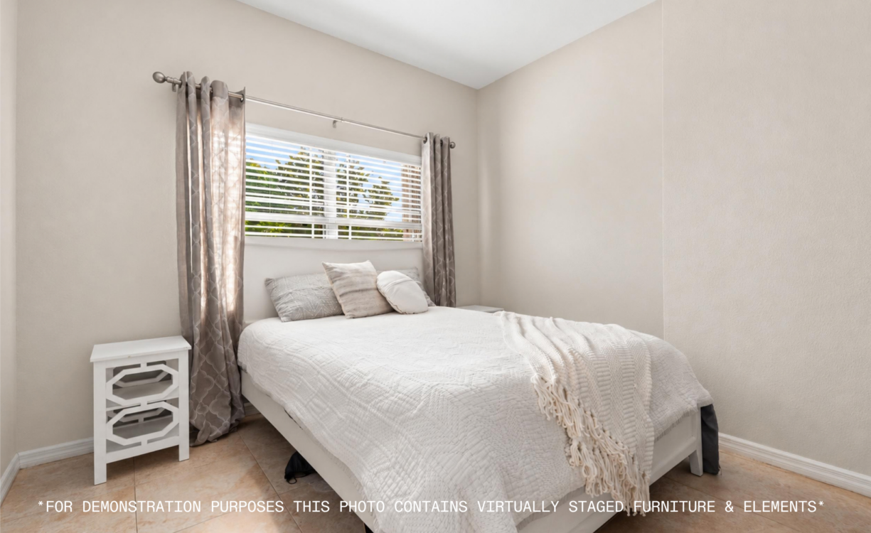 PINEAPPLE WAY 19A, BODDEN TOWN HOME
