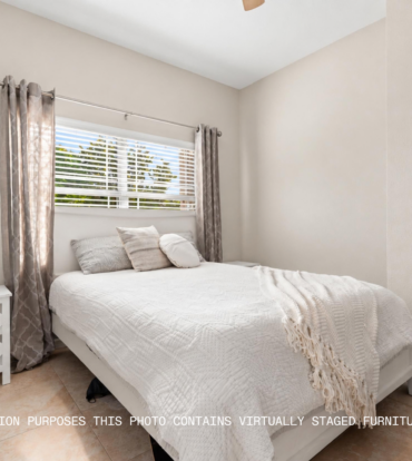 PINEAPPLE WAY 19A, BODDEN TOWN HOME