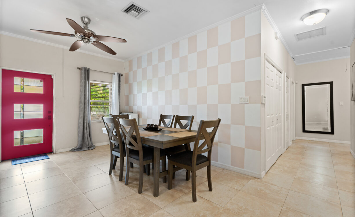 PINEAPPLE WAY 19, BODDEN TOWN HOME