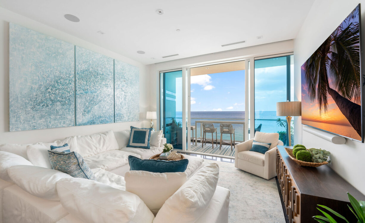 FIN 27, OCEANFRONT CONDO