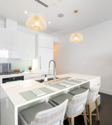 FIN 27, OCEANFRONT CONDO