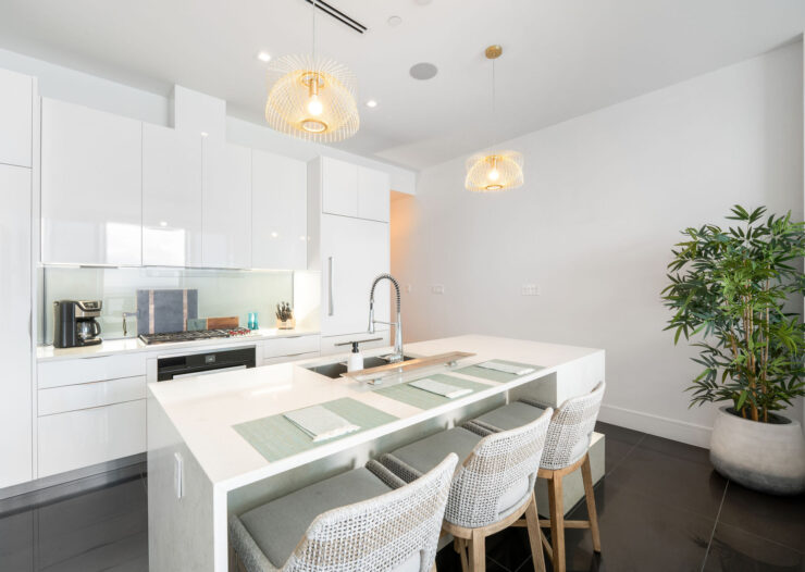 FIN 27, OCEANFRONT CONDO
