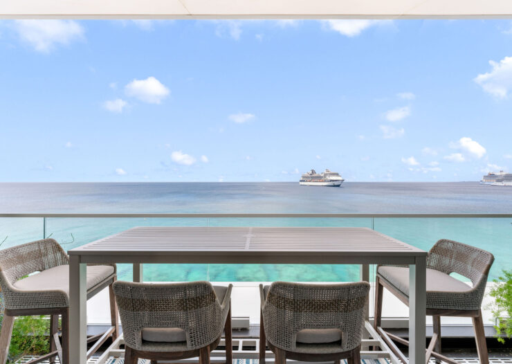 FIN 27, OCEANFRONT CONDO