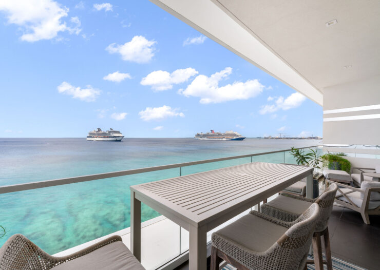 FIN 27, OCEANFRONT CONDO