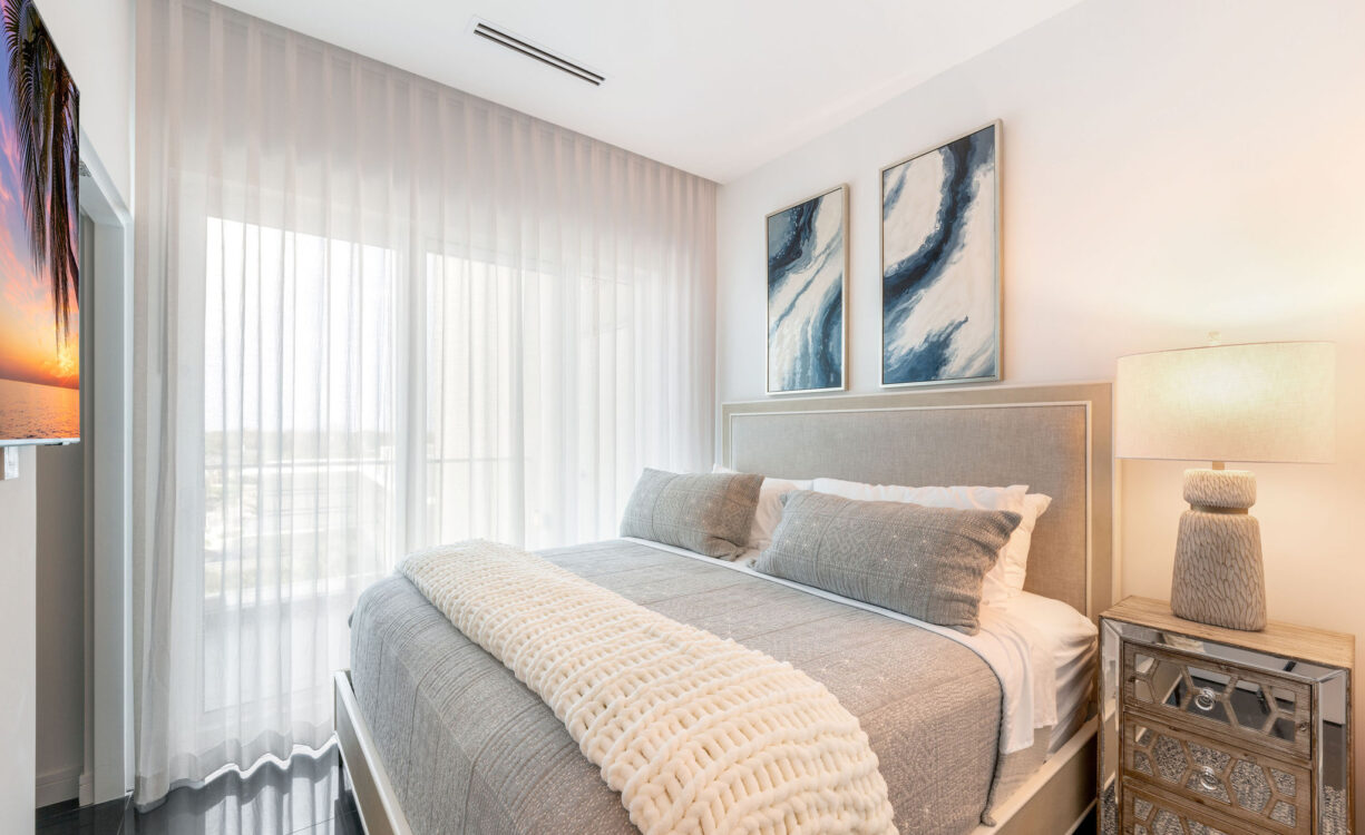 FIN 27, OCEANFRONT CONDO