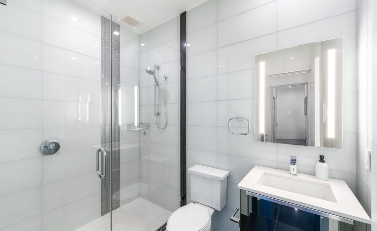 FIN 27, OCEANFRONT CONDO