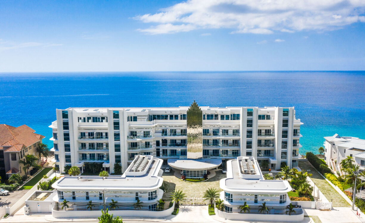 FIN 27, OCEANFRONT CONDO