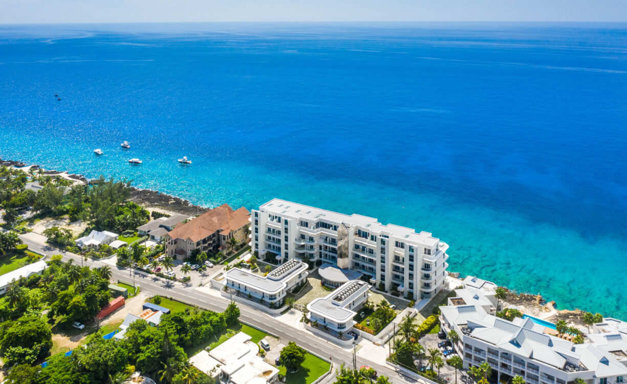 FIN 27, OCEANFRONT CONDO