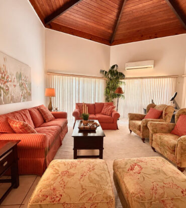 RARE  4 BEDROOM DOUBLE LOT PROPERTY WITH SPACE & POSSIBILITIES IN PROSPECT