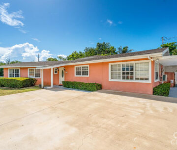RARE  4 BEDROOM DOUBLE LOT PROPERTY WITH SPACE & POSSIBILITIES IN PROSPECT