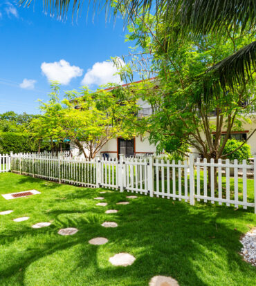 PORTOFINO GARDENS | TURNKEY 2-BED