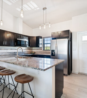 PORTOFINO GARDENS | TURNKEY 2-BED