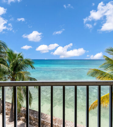 PLANTATION VILLAGE #27 - FULLY RENOVATED BEACHFRONT