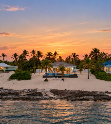 NO BIG TING, RUM POINT BEACH HOME