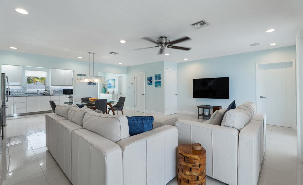 NO BIG TING, RUM POINT BEACH HOME