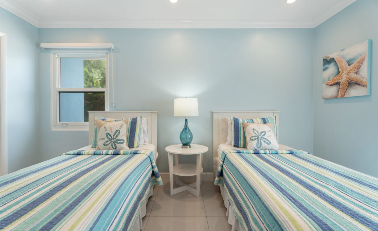 NO BIG TING, RUM POINT BEACH HOME