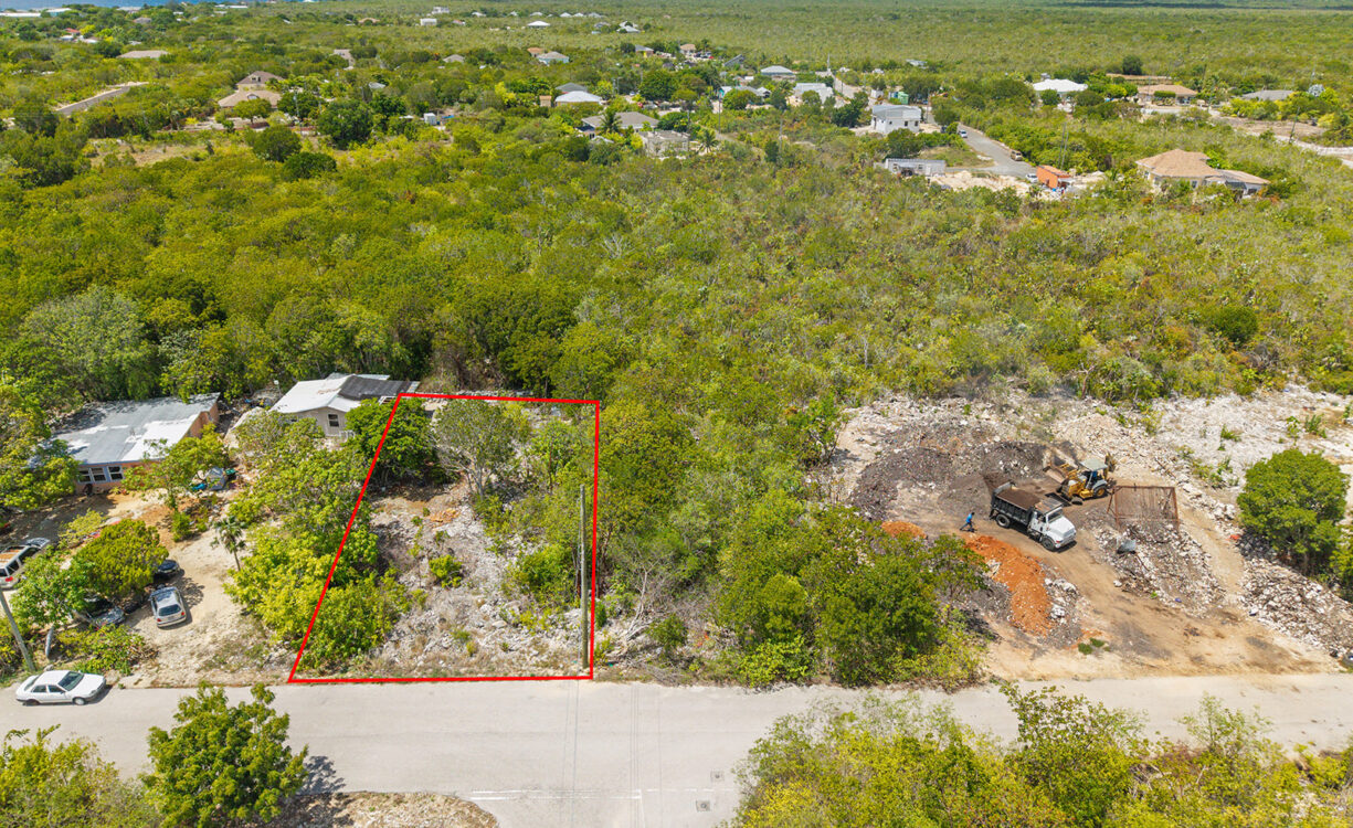 LAND LOT .23 - ACRE LOT ON QUANTUM DR