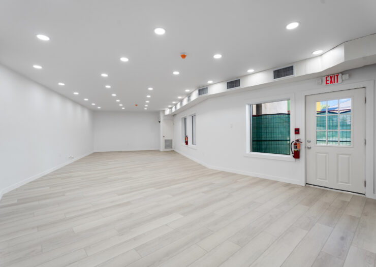 ELIZABETHAN SQUARE UNIT D101, GROUND FLOOR COMMERCIAL SPACE