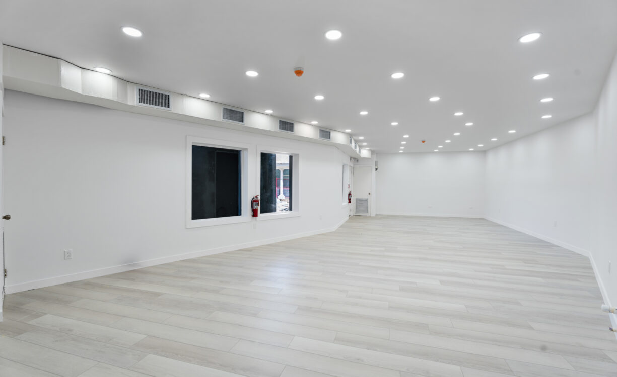 ELIZABETHAN SQUARE UNIT D101, GROUND FLOOR COMMERCIAL SPACE