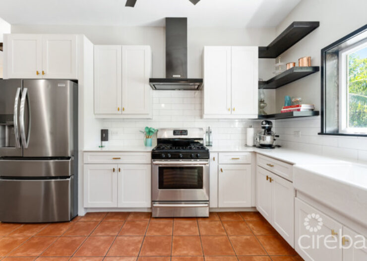 CANAL-FRONT FAMILY HOME WITH DOCK | PROSPECT, GRAND CAYMAN