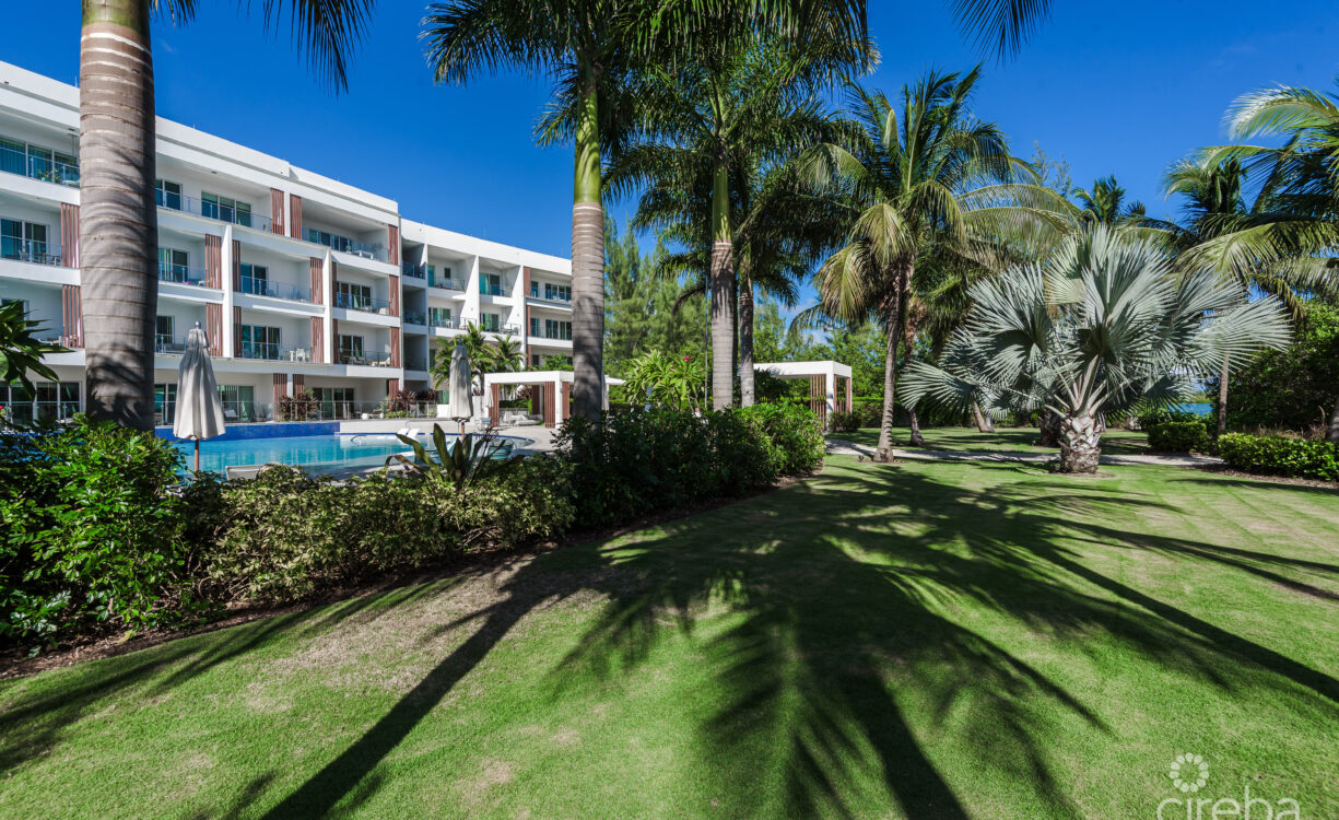 AURA 2 BED PLUS DEN, 2.5 BATH TOWNHOUSE