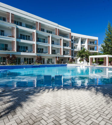 AURA 2 BED PLUS DEN, 2.5 BATH TOWNHOUSE